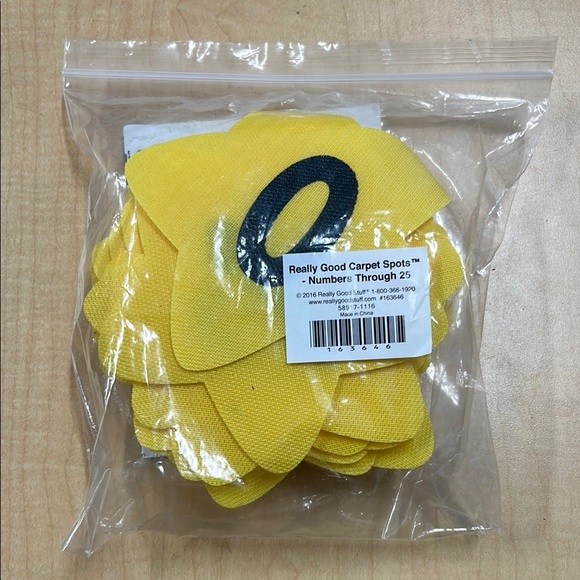 Really Good Stuff Yellow Star Shaped Carpet Mark-Its Set of 26 Carpet Spots NEW - Picture 1 of 10